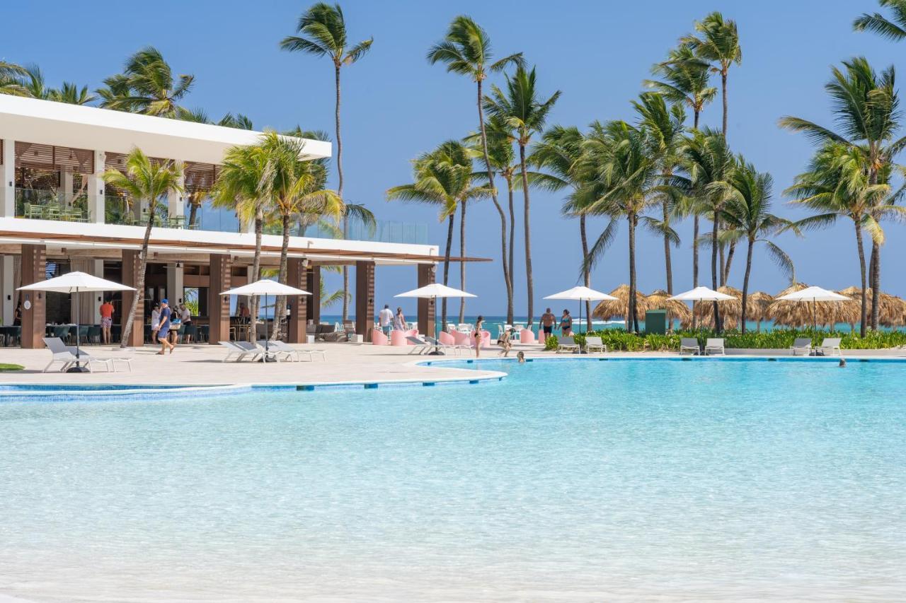 Caribe Deluxe Princess Punta Cana Bagian luar foto The pool at the Hard Rock Hotel & Casino Punta Cana