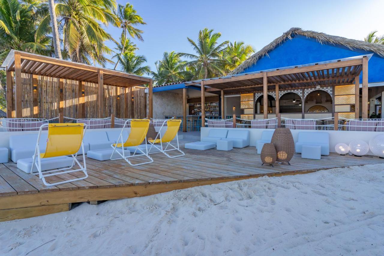 Caribe Deluxe Princess Punta Cana Bagian luar foto Beach bar in Tulum